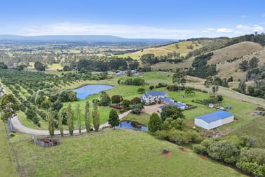 134 Petersons Road Ellinbank VIC 3821 - Image 1