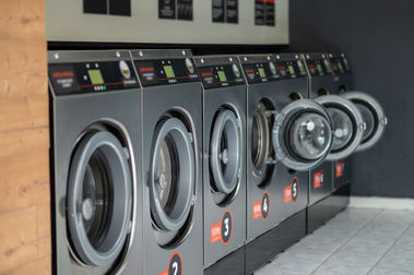 Clothing & Accessories  business for sale in Caulfield North - Image 1