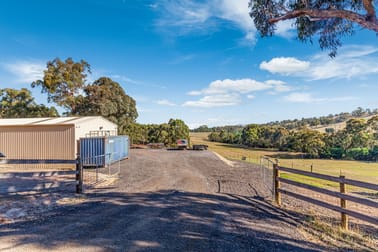 35 Smedleys Lane Clonbinane VIC 3658 - Image 2