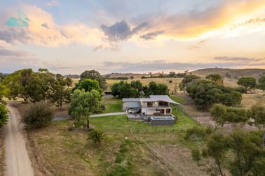 154 Phillips Road Castle Creek VIC 3691 - Image 1
