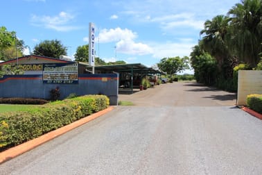 28 Dalrymple Road Toll QLD 4820 - Image 1