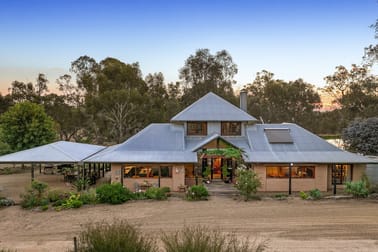 590 Old Tolmie Road Barwite VIC 3722 - Image 1