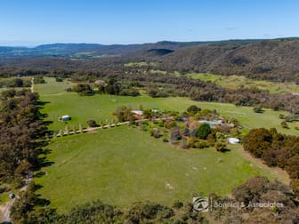 206 Alma Road Beechworth VIC 3747 - Image 1