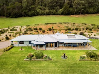 451 Mount Buffalo Road Porepunkah VIC 3740 - Image 2