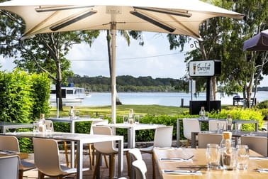 Barefoot Bar & Grill Located At 5/ 269 Gympie Terrace Noosaville QLD 4566 - Image 2