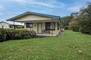 Guest House / B&B  business for sale in Strahan - Image 1