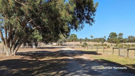 719 Gingin Brook Road Muckenburra WA 6503 - Image 2