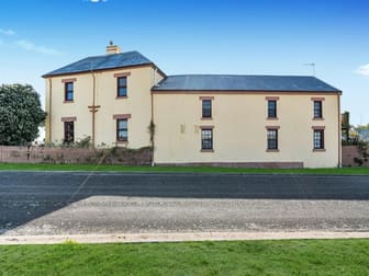 2 Waterloo Road Swansea TAS 7190 - Image 2