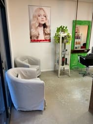 Hairdresser  business for sale in Thornlie - Image 3