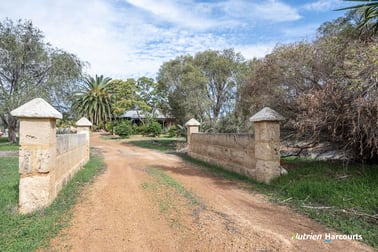 1196 Bennies Road Wanerie WA 6503 - Image 2