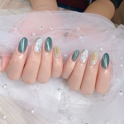 Beauty Salon  business for sale in Chatswood - Image 1