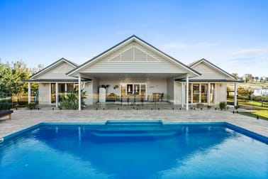 7 Bakewell Circuit Scone NSW 2337 - Image 1