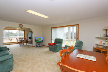7589 Burley Griffin Way Temora NSW 2666 - Image 2