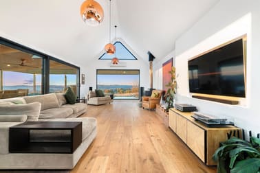 352 Star Lane Wooragee VIC 3747 - Image 2