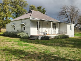 "Glenroy" 6697 The Escort Way Eugowra NSW 2806 - Image 1