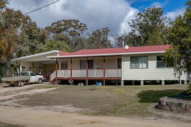 393 Nundubbermere Road Stanthorpe QLD 4380 - Image 3