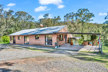 Click to view all images 69 Barford Lane Paterson NSW 2421 - Image 2