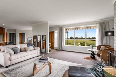 366 Carpenter Rocks Road Compton SA 5291 - Image 2