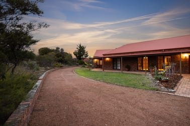 "The Farm" 54 Tallawong Close Wallaroo NSW 2618 - Image 3