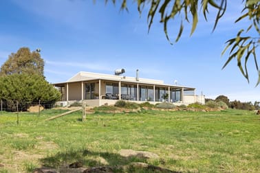 90 Knight Road Mia Mia VIC 3444 - Image 2