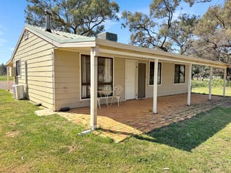 15124 Sturt Highway Darlington Point NSW 2706 - Image 3