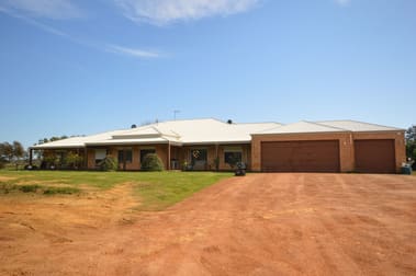 251 Serpentine Road Baldivis WA 6171 - Image 1