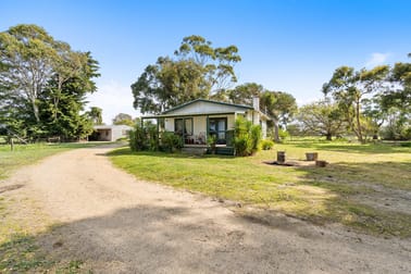 1694 Seaspray Road Seaspray VIC 3851 - Image 3