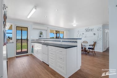 Click to view all images 4 Browns Road Dalveen QLD 4374 - Image 3