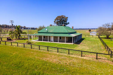 'The Cedars' Schmidts Road Temora NSW 2666 - Image 1