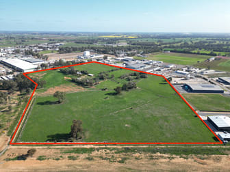 102 Karook St Cobram VIC 3644 - Image 3