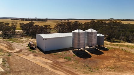 3279 Calzoni Road Hyden WA 6359 - Image 2
