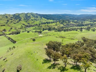 Click to view all images 62 Hells Hole Creek Road Bonnie Doon VIC 3720 - Image 1