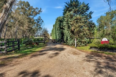 140 Hall Lane Whiteheads Creek VIC 3660 - Image 3
