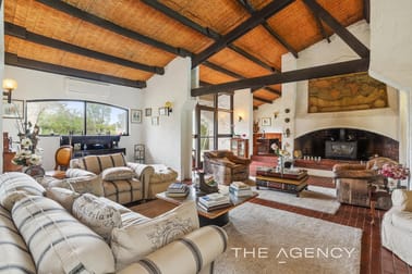 107 Quenda Glade Gidgegannup WA 6083 - Image 1