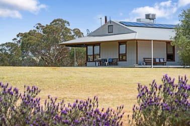 42 Townsing Lane Amphitheatre VIC 3468 - Image 1