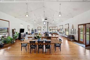 42 Townsing Lane Amphitheatre VIC 3468 - Image 2
