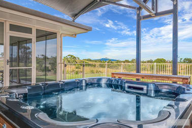 160 Meldrum Road Glendale QLD 4711 - Image 2