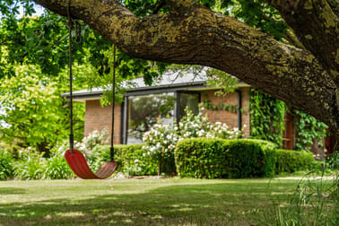 329 Portingales Lane Romsey VIC 3434 - Image 2