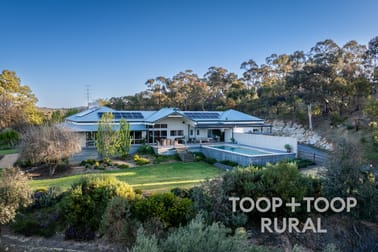 28 Craig Hill Road Clare SA 5453 - Image 3