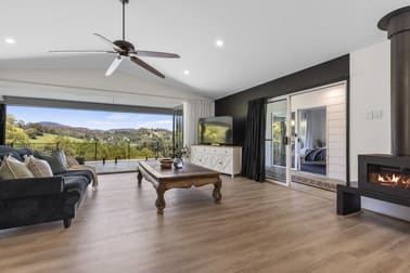 6 East Coolabine Road Coolabine QLD 4574 - Image 1