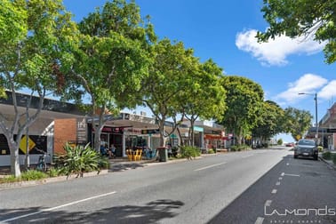 Retailer  business for sale in Wynnum - Image 2