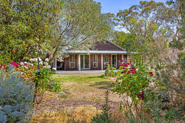 395 Brays Road Ross Creek VIC 3351 - Image 1