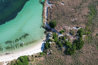 Click to view all images Little Dog Island off Flinders Island Lady Barron TAS 7255 - Image 2