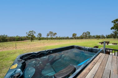 1423 Selma Road Emerald QLD 4720 - Image 2