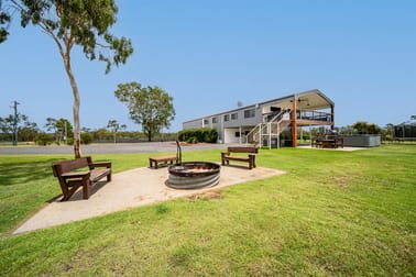 1423 Selma Road Emerald QLD 4720 - Image 3