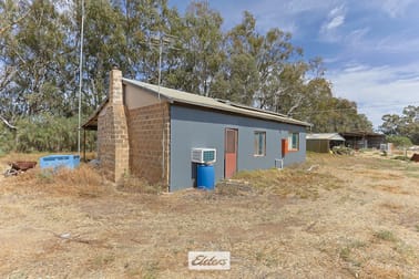 25 Blake Road Red Cliffs VIC 3496 - Image 3