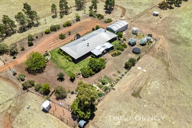 93 Carter Road Throssell WA 6401 - Image 2