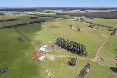 208 McIntosh's Road Digby VIC 3309 - Image 3