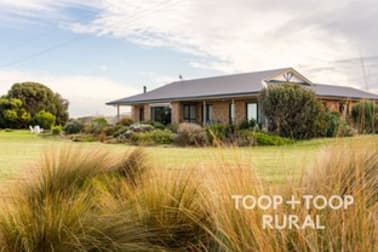 248 Bongalong Road Hindmarsh Island SA 5214 - Image 1