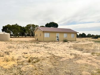 151 Carr Road Beverley WA 6304 - Image 1